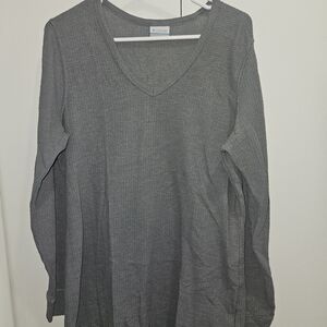 Columbia Gray Waffle Knit V-Neck Long Sleeve Top